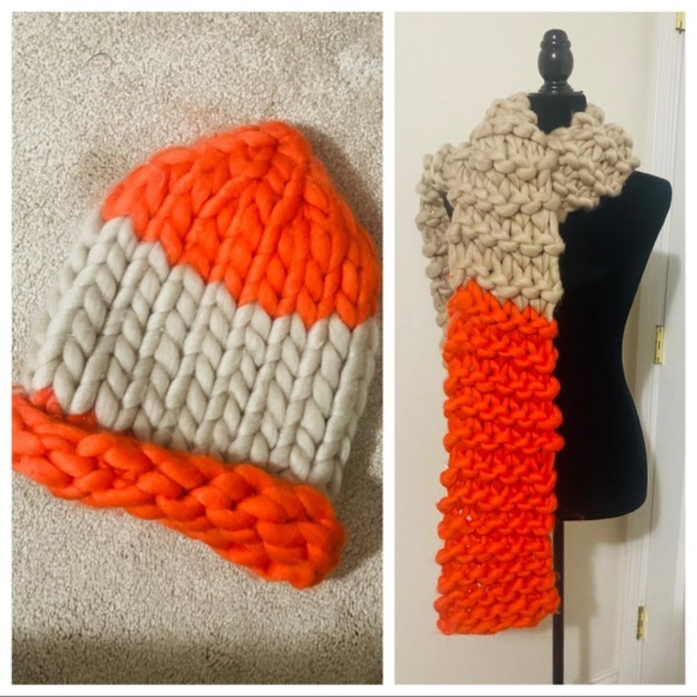 TWO COLORED CROCHET SCARF AND HAT SET